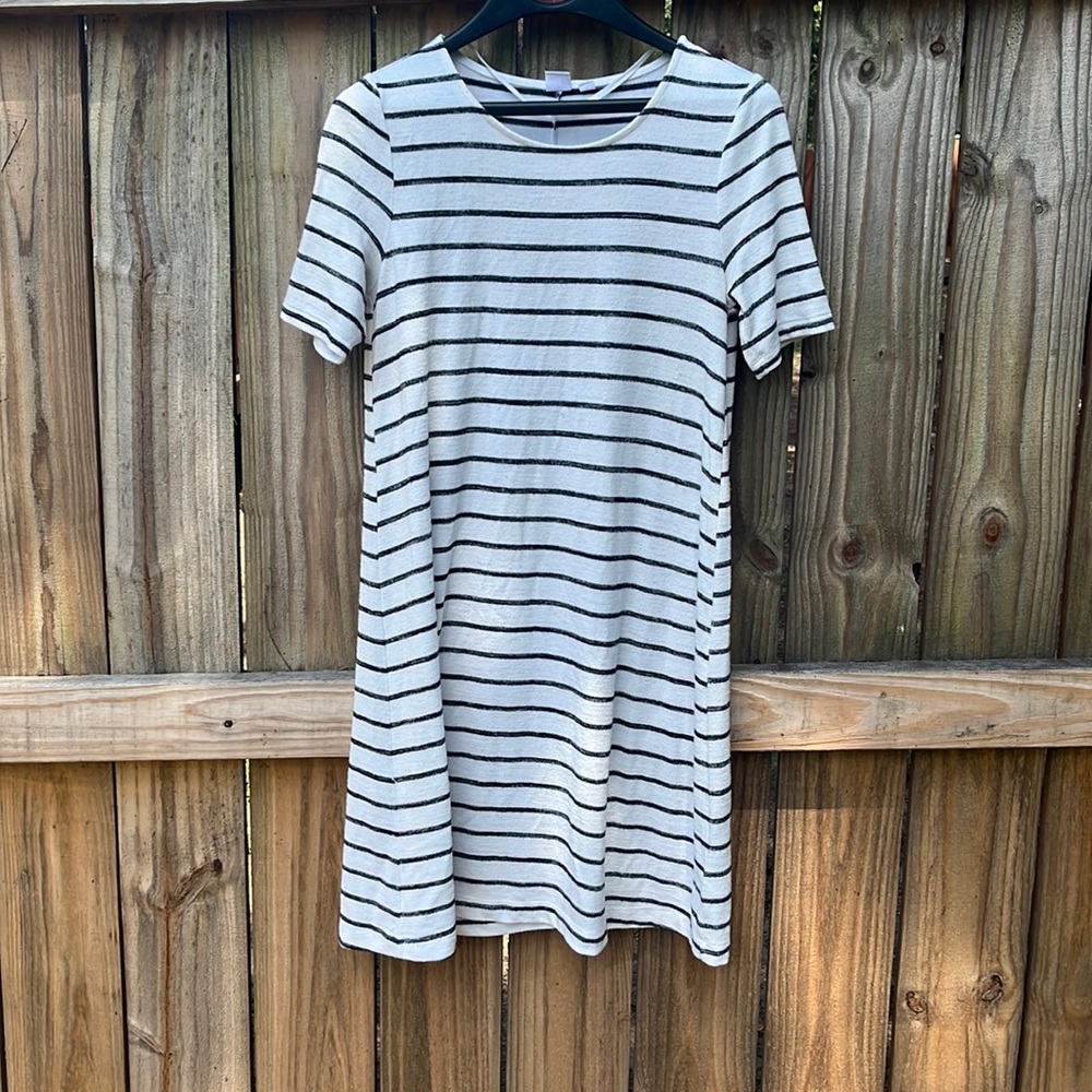 GAP white dress with blue stripes. Size S